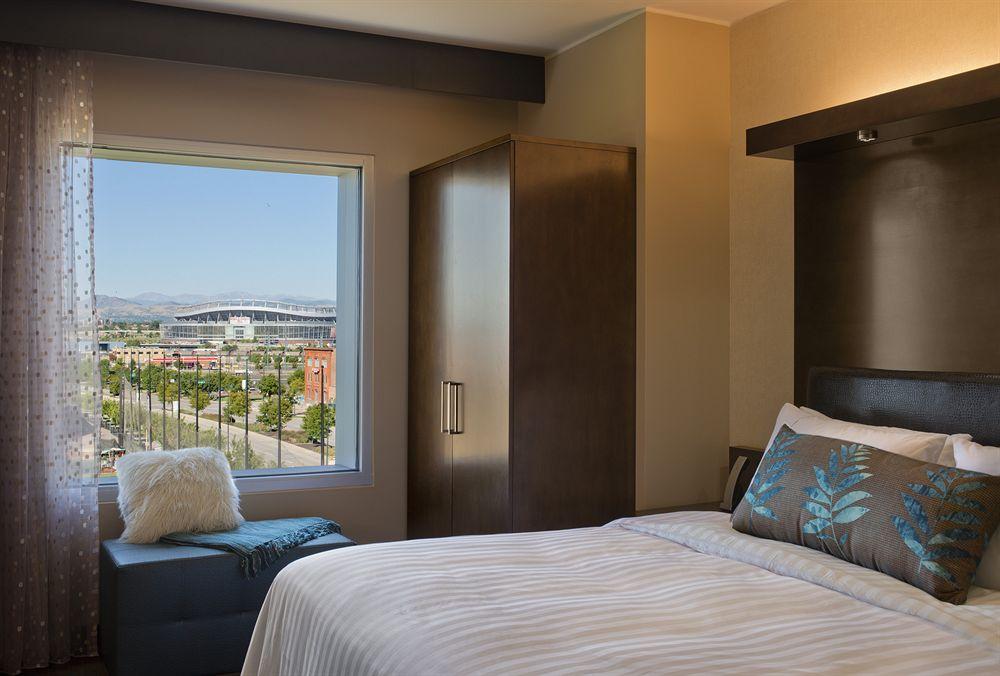 Springhill Suites By Marriott Denver Downtown Экстерьер фото