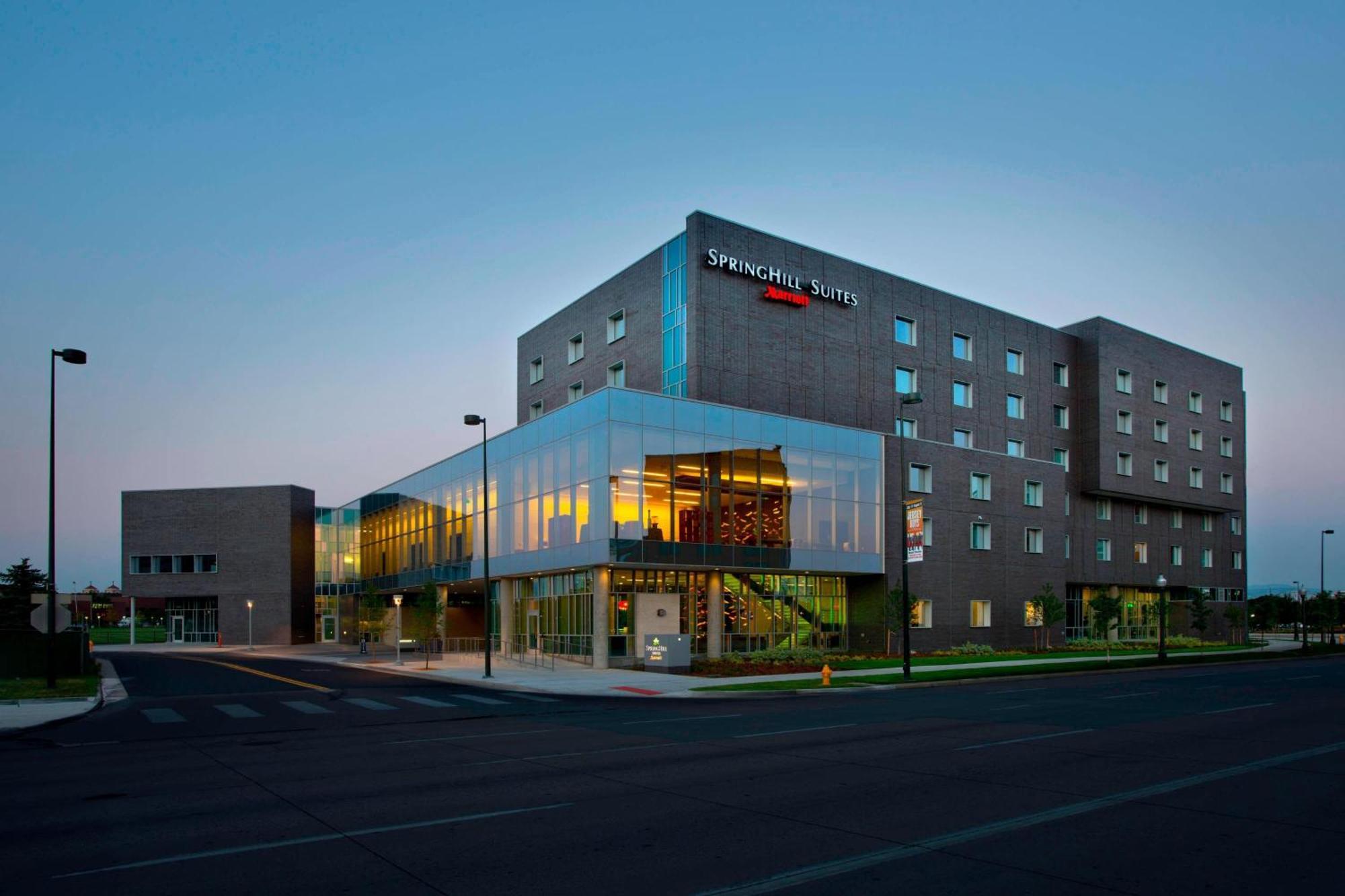 Springhill Suites By Marriott Denver Downtown Экстерьер фото