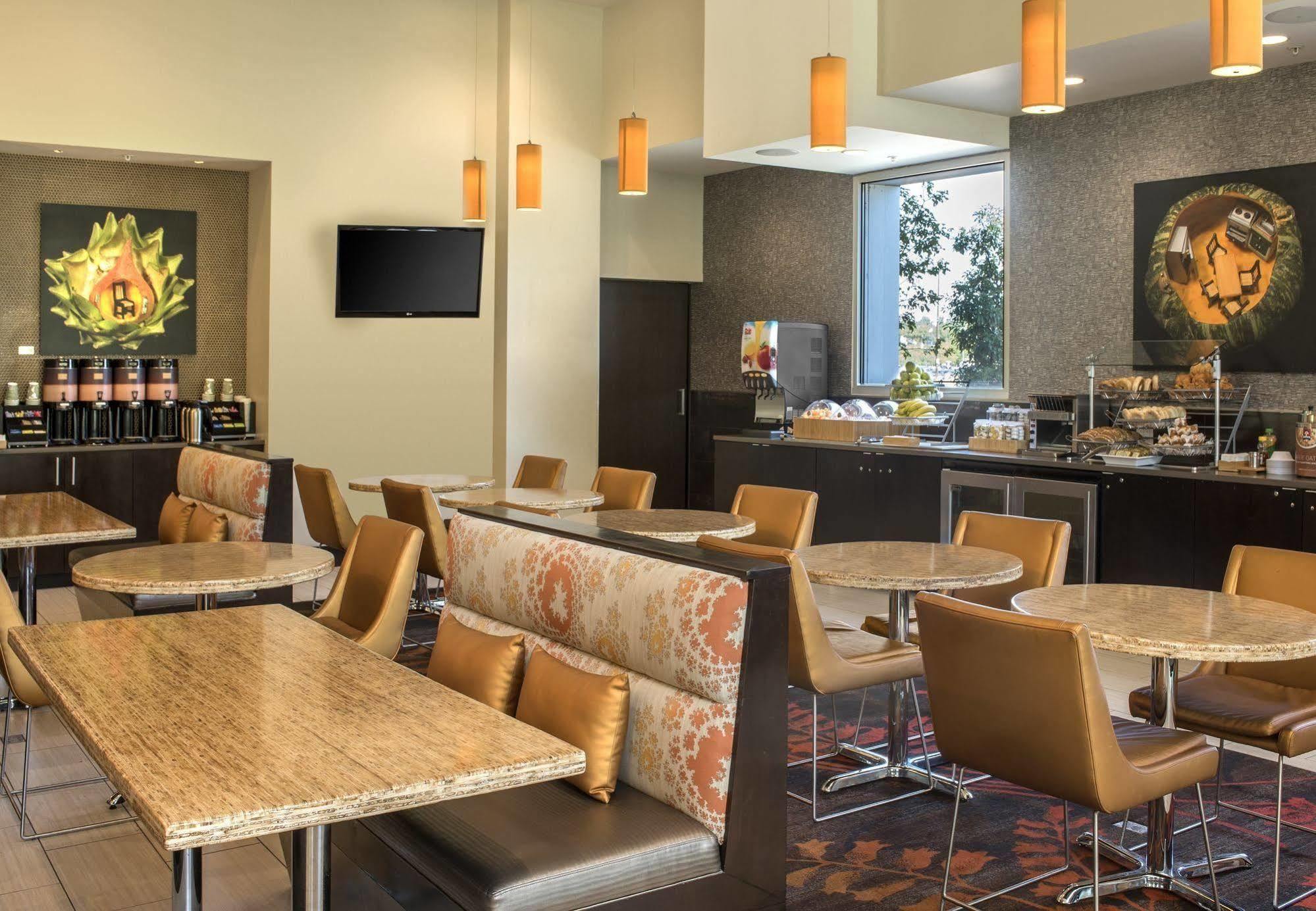 Springhill Suites By Marriott Denver Downtown Экстерьер фото